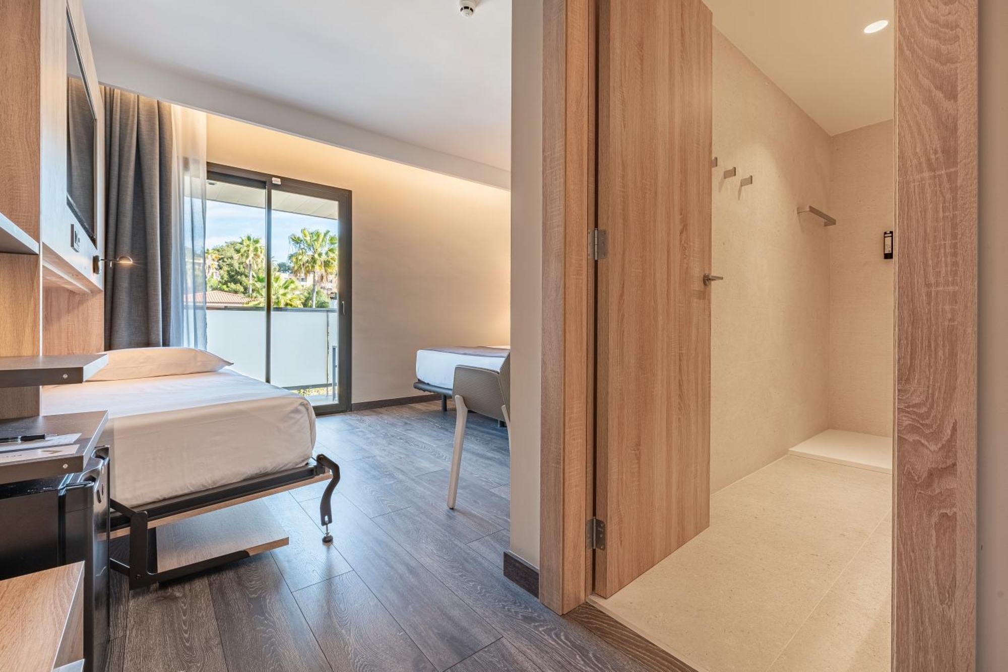 Astari Hotel