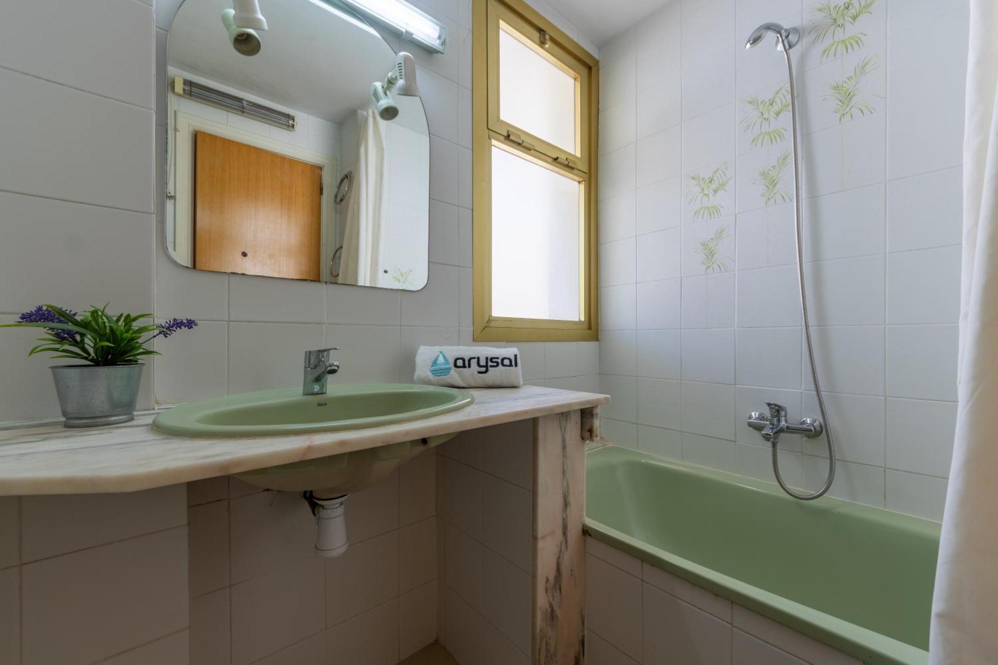 Novelty Arysal Apartment Salou