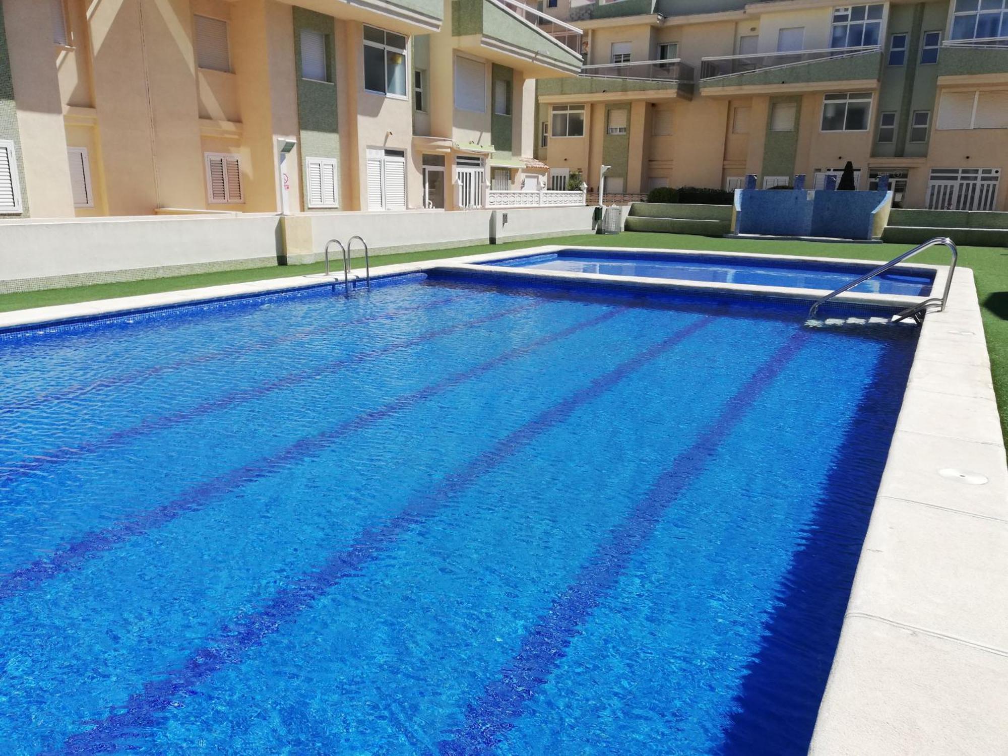 Delfines Iii Solo Familias Serviplaya