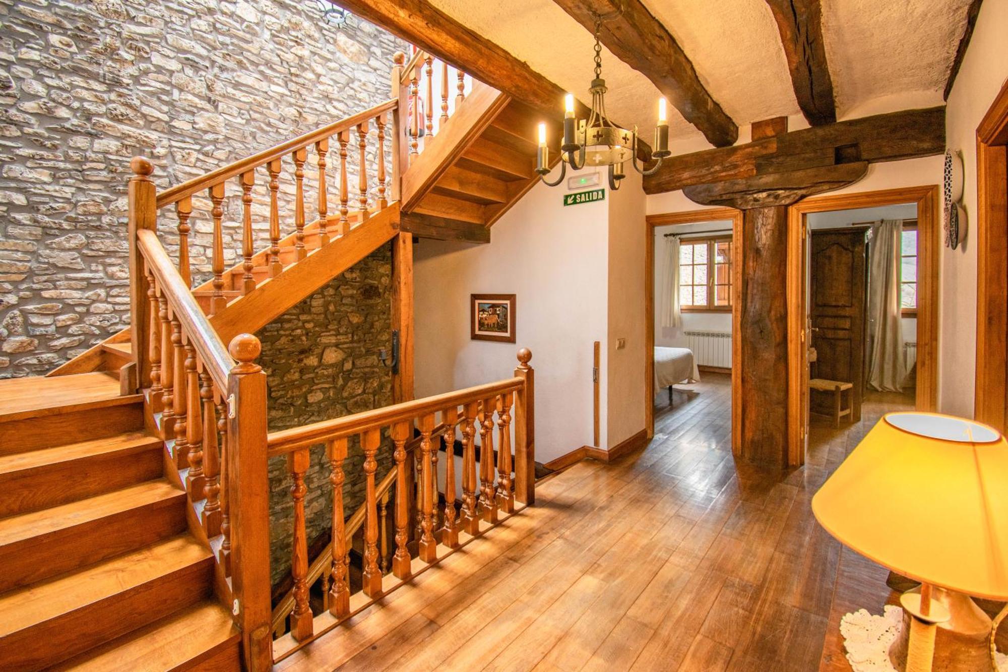 Chalet Casa Artorena, Acogedora En Pleno Corazon Del Valle De La Ultzama