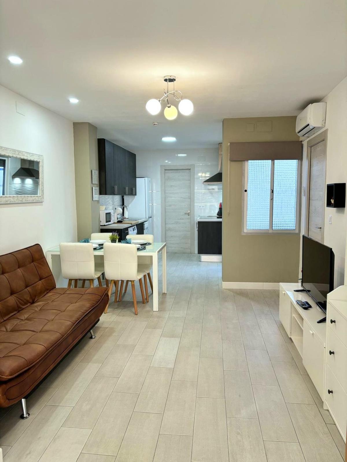 Sofia I A 500m De La Playa Apartment