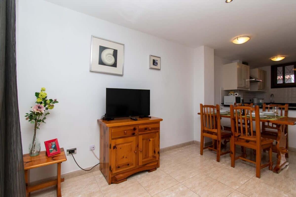Parque Santiago Ii 271 - Two Bed With Pool View And Wifi Internet * Playa de las Américas
