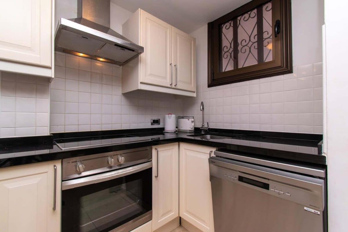 Apartamento Parque Santiago Ii 271 - Two Bed With Pool View And Wifi Internet Playa de las Américas