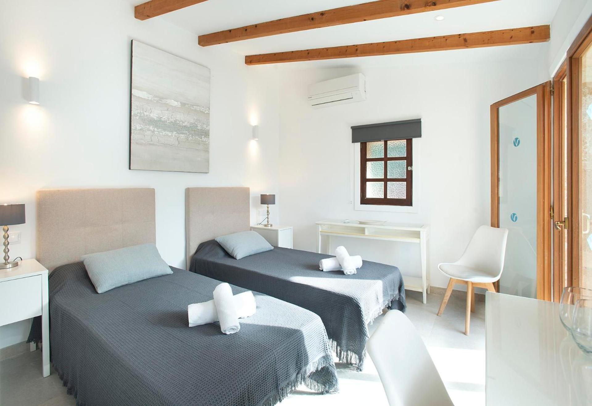 Can Bandera By Vintage Travel Villa Pollenca