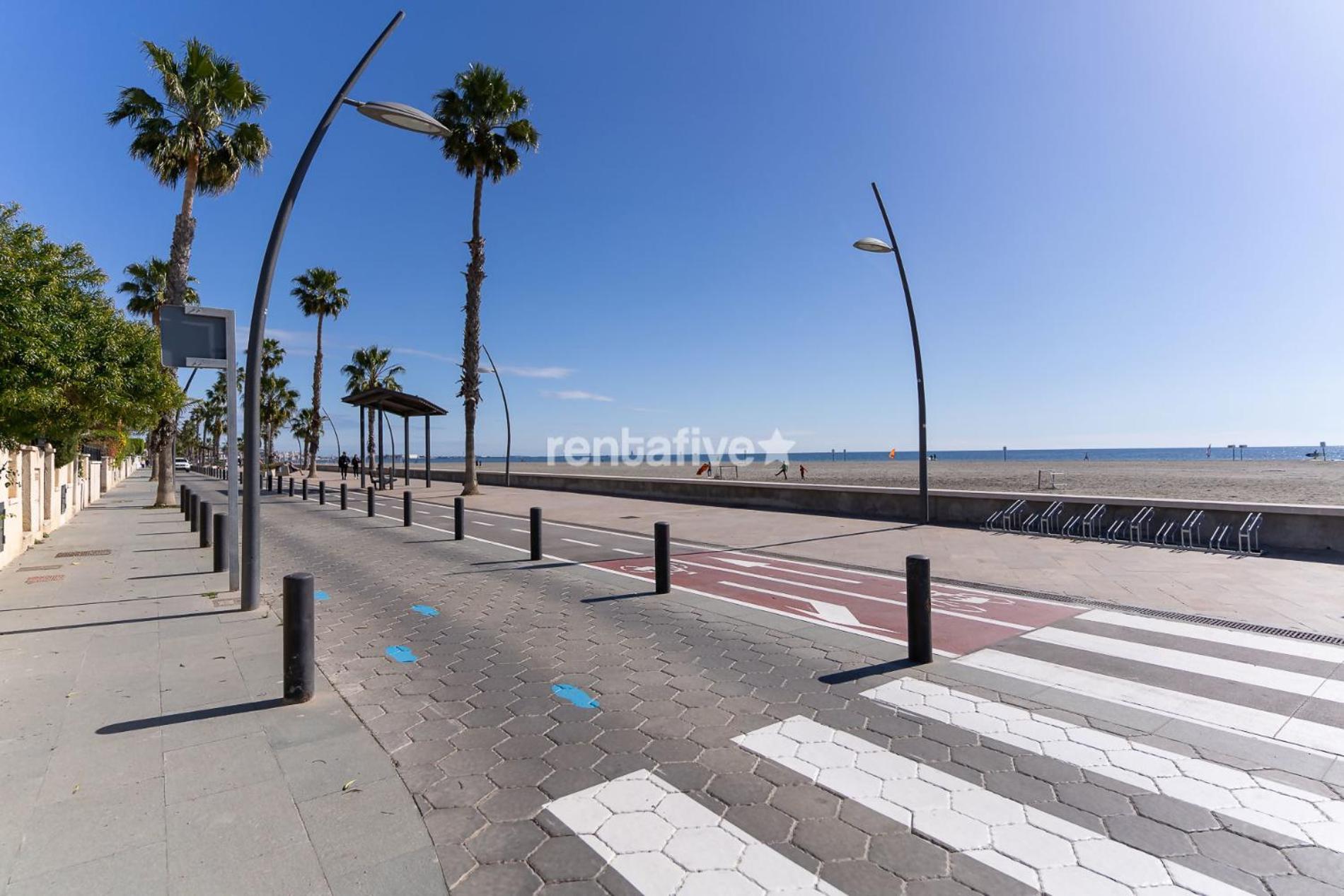 Rentafive 1min Playa Reformado Apartamento *