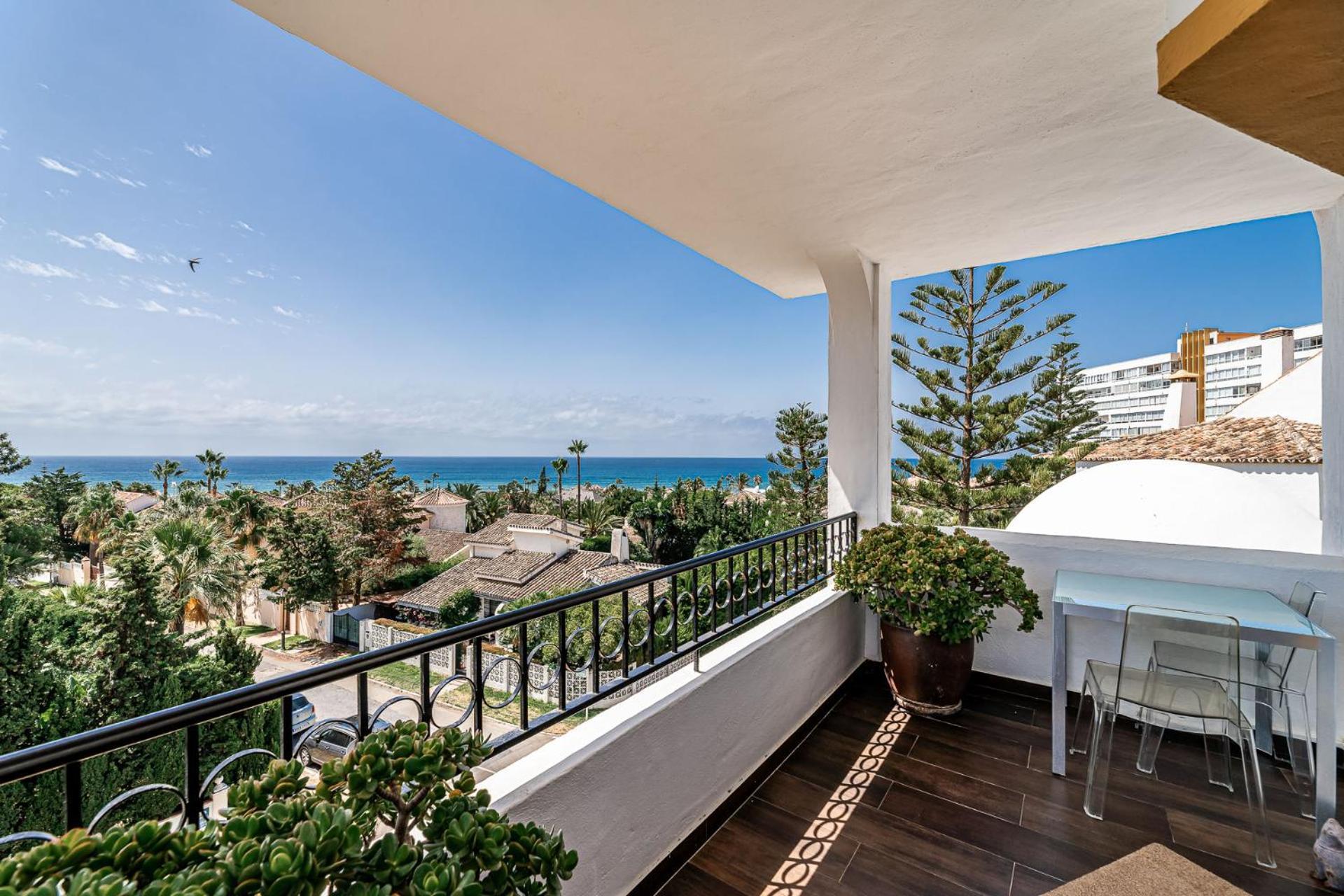 El Rosario Sunny Terrace In By Costarentals - Ref M6 Marbella