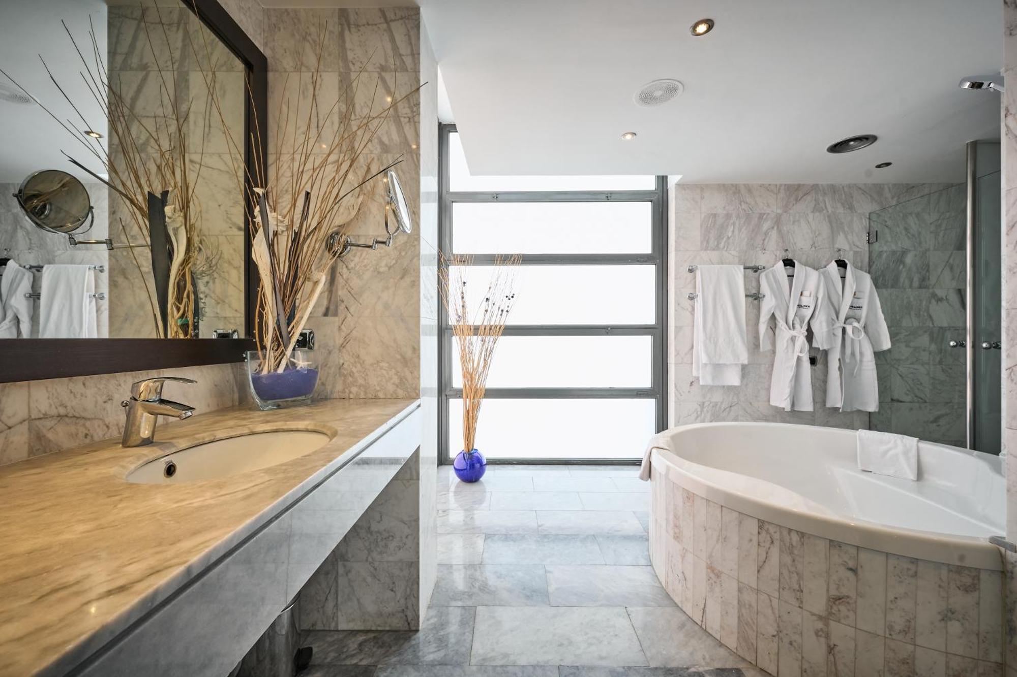 Catalonia Gran Verdi Hotel 4*