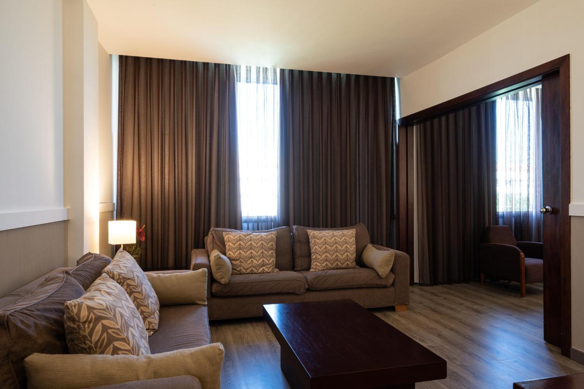 Hotel Catalonia Gran Verdi 4*