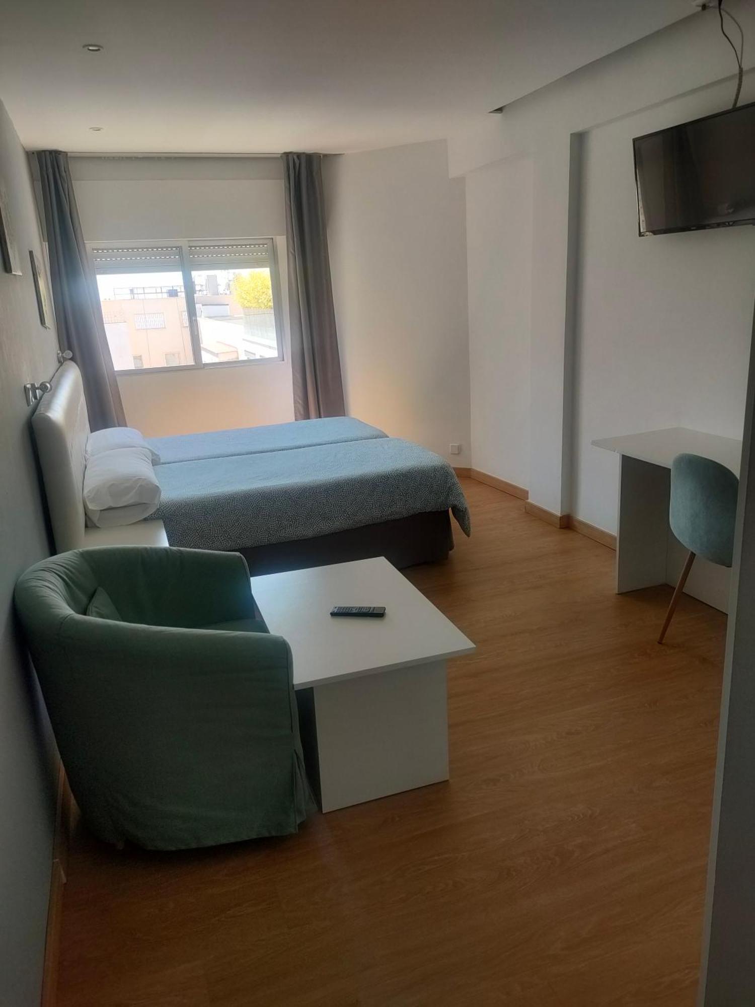 Boutique Urban Serrano Apartahotel 2*