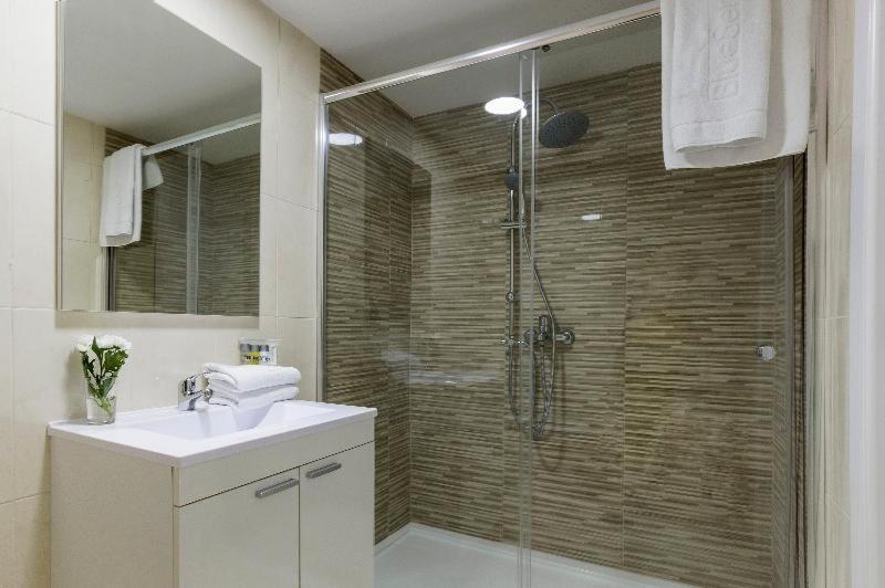 Apartahotel Boutique Urban Serrano 2*