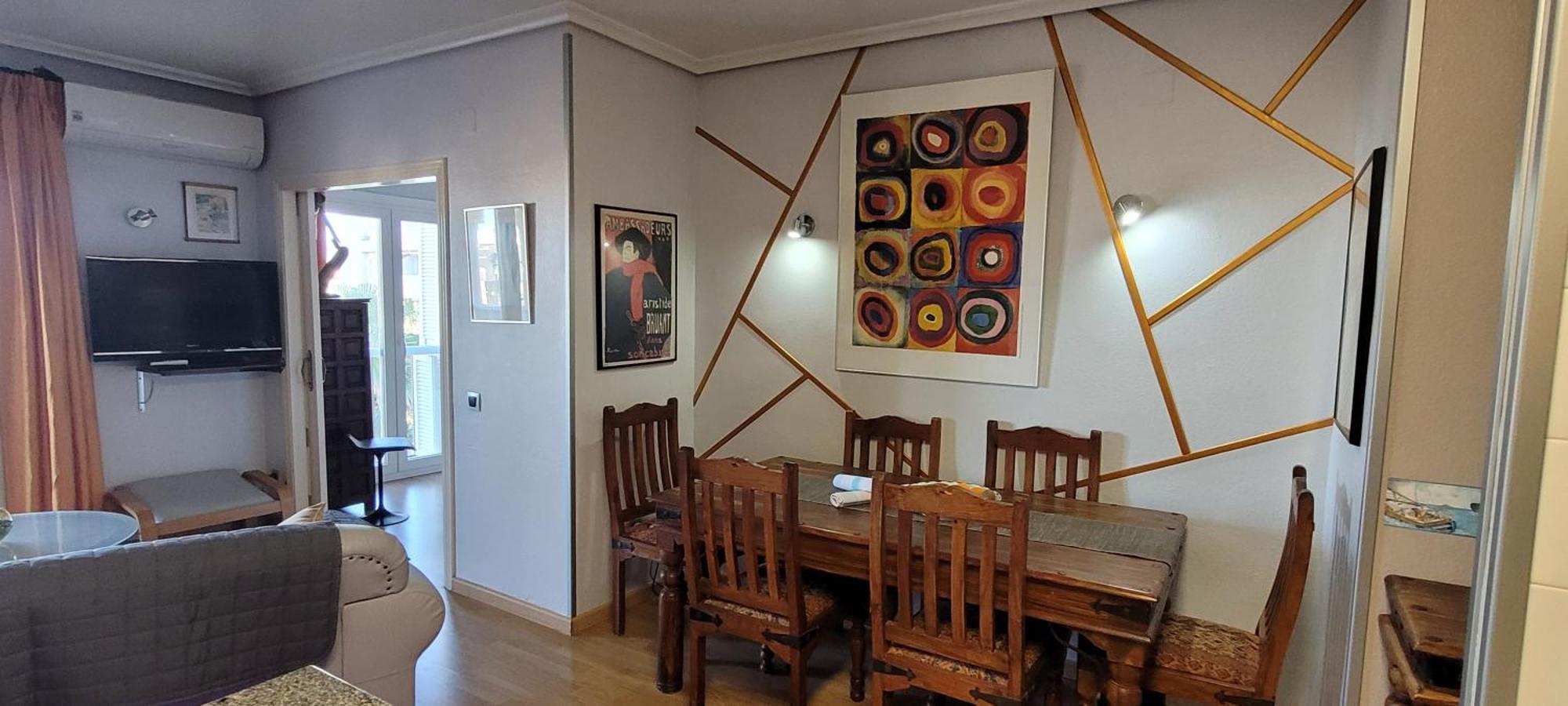 Pearl Apartment *