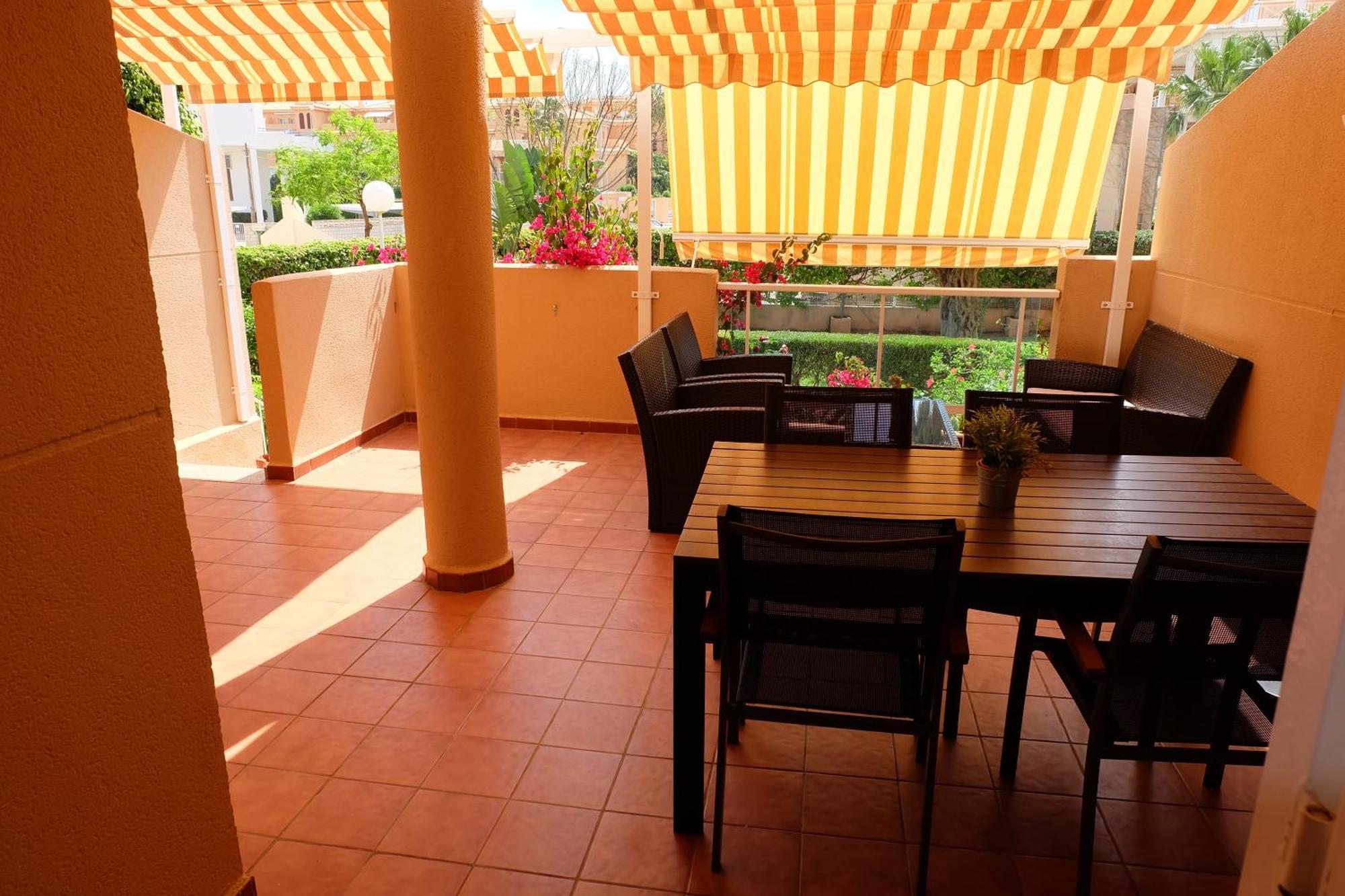 Apartment En Denia, Crtra Les Marines, Junto Playa Les Bovetes