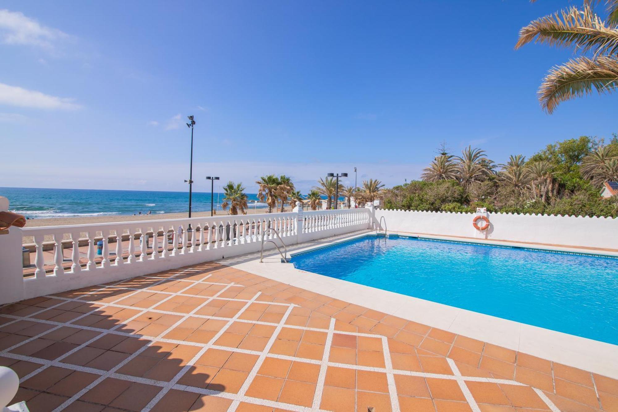 Sea Front Carvajal Apartamento