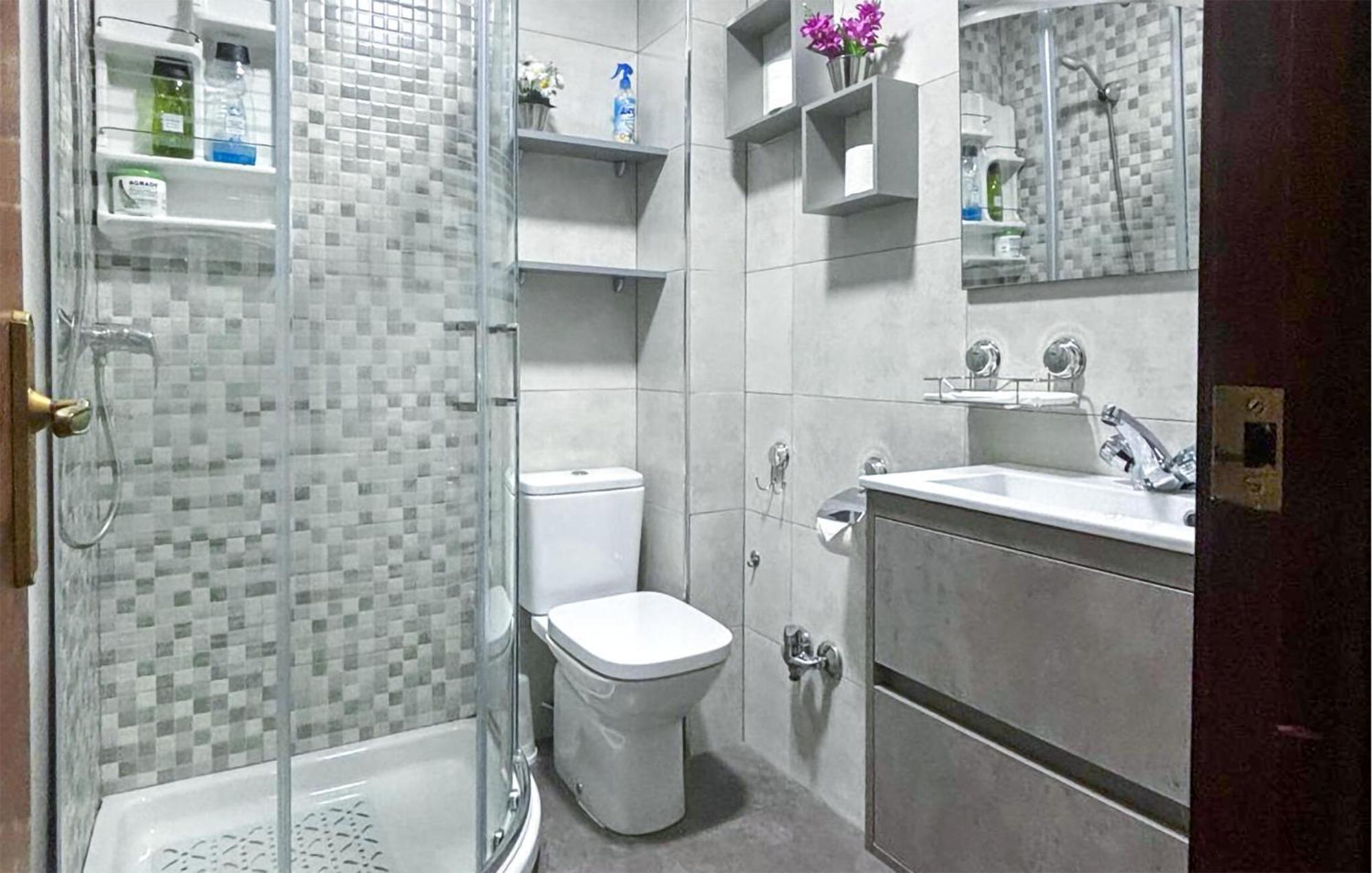 Lo Pagan Apartment