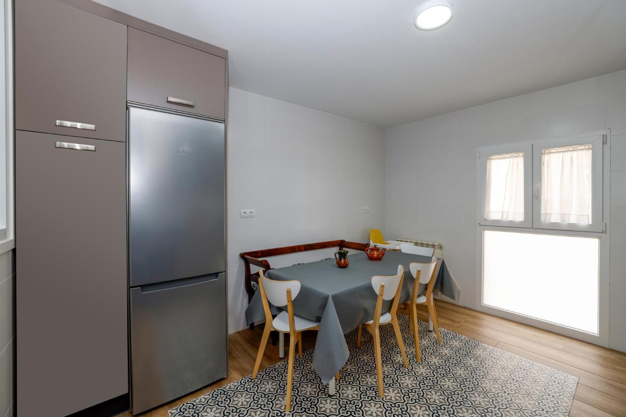 Precioso Y Espacioso Piso Ideal Familias. Apartamento *