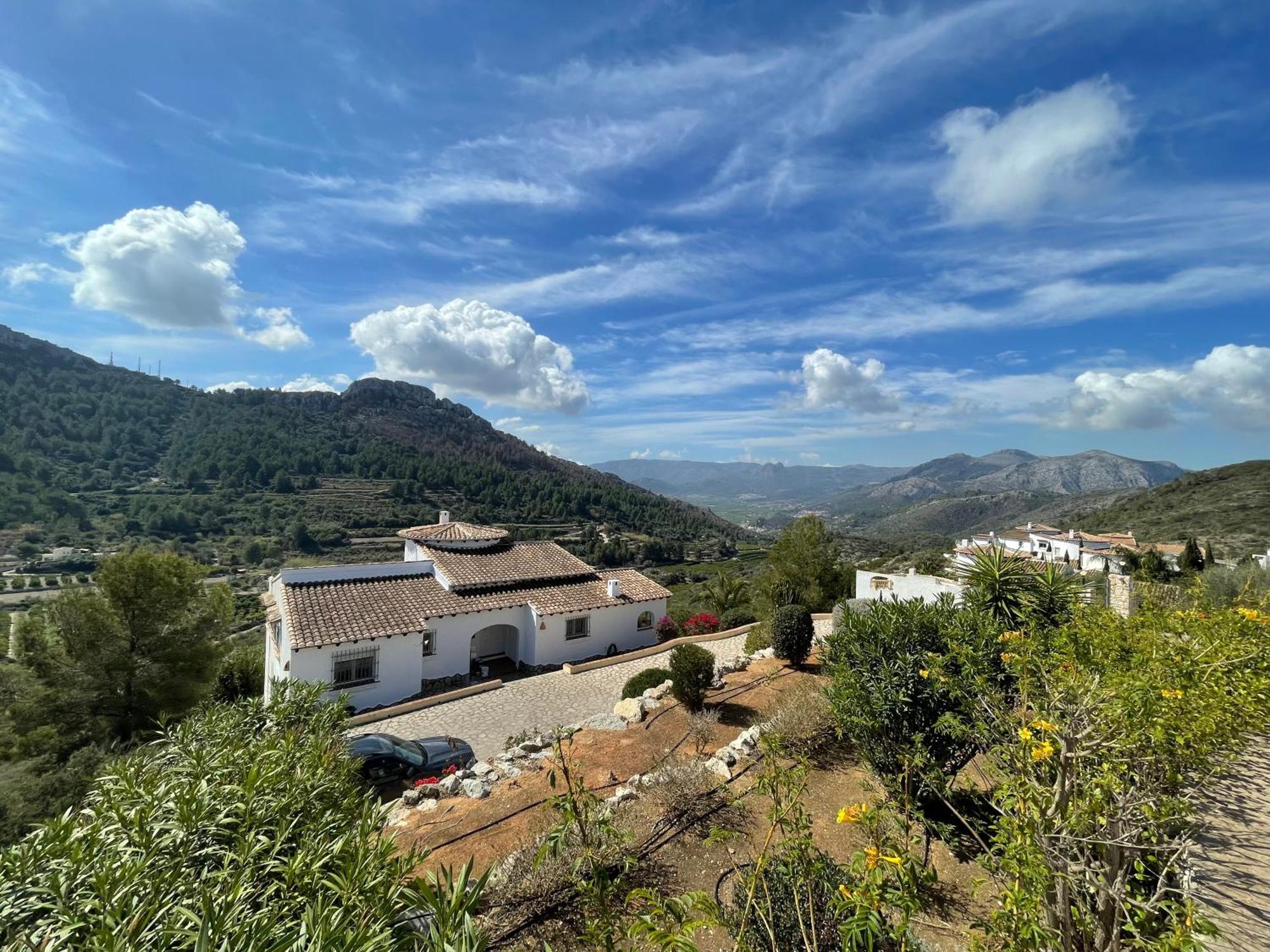 Casa Dali Holiday home