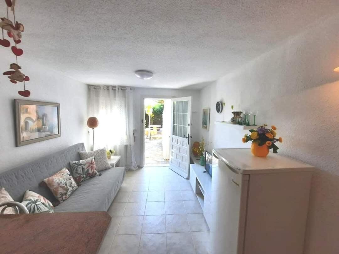 Quaint Ground Floor With Pool Lb1 Apartment Torrevieja