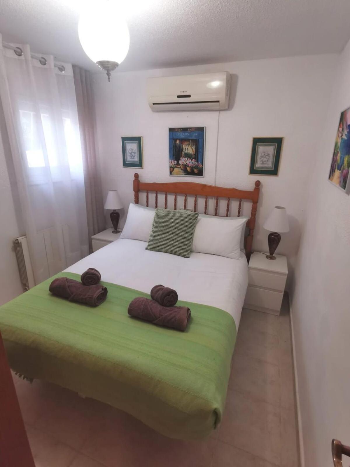 Quaint Ground Floor With Pool Lb1 Apartment