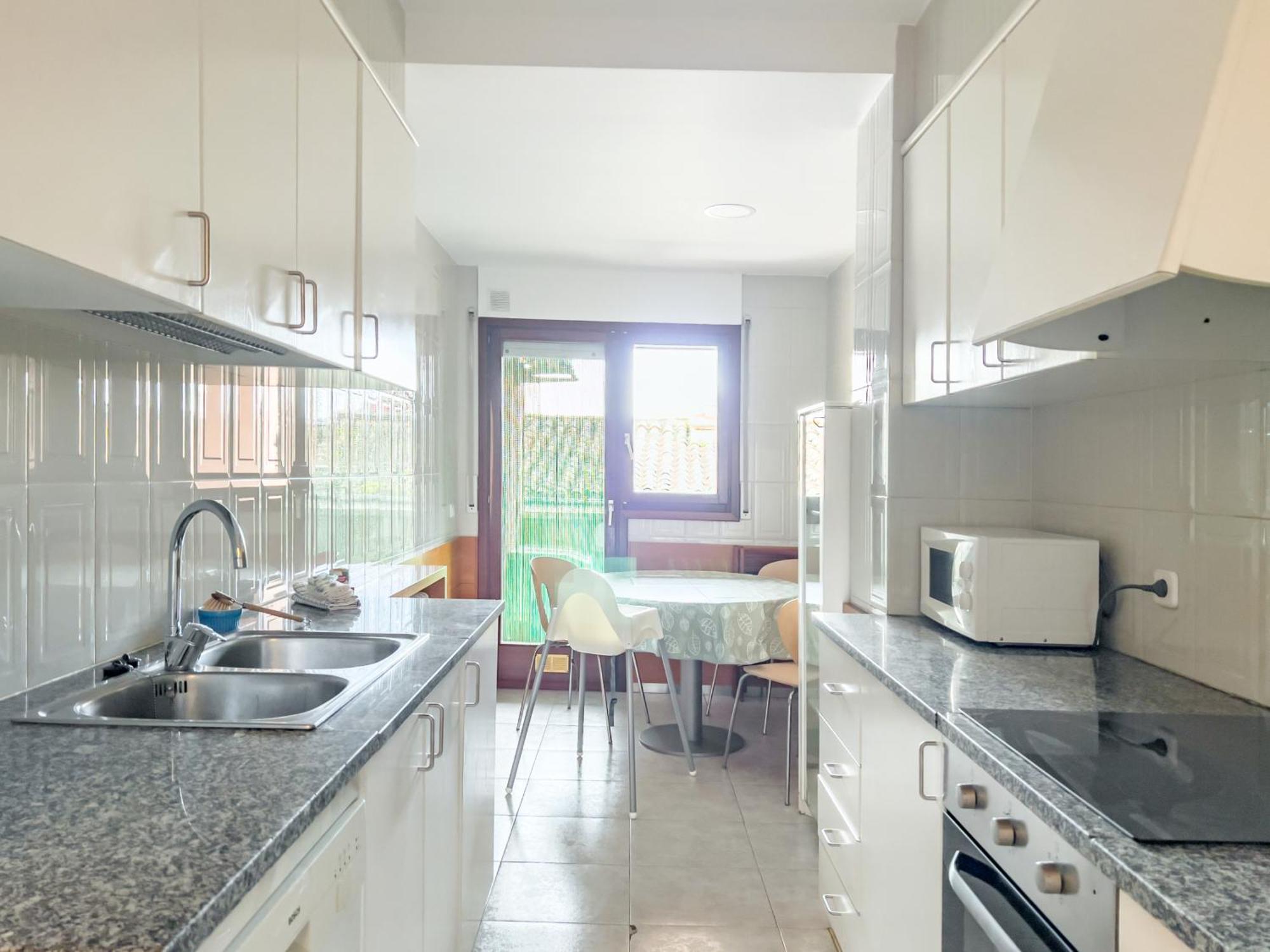 Jacint, Apartamento