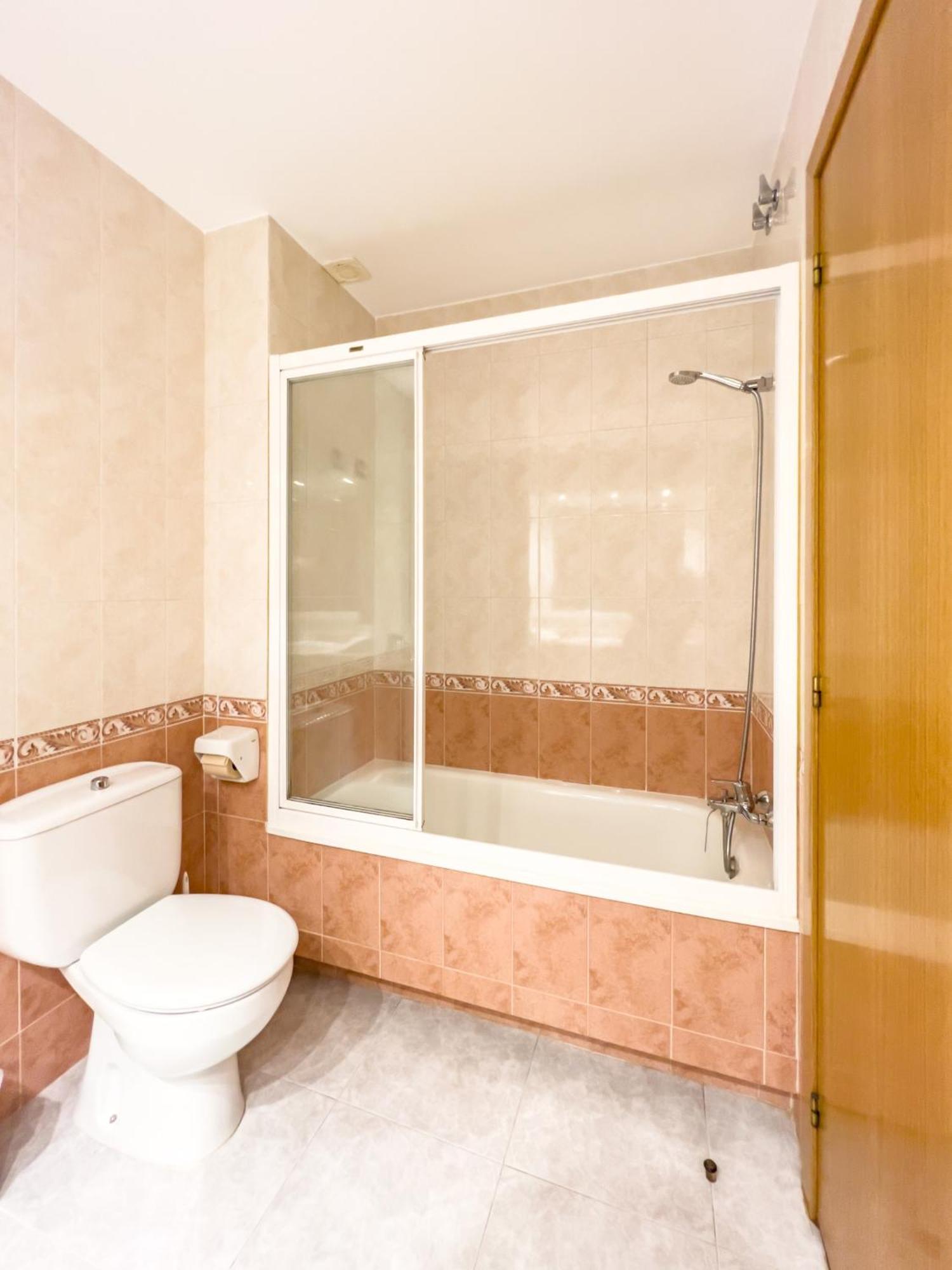 Jacint, Apartamento