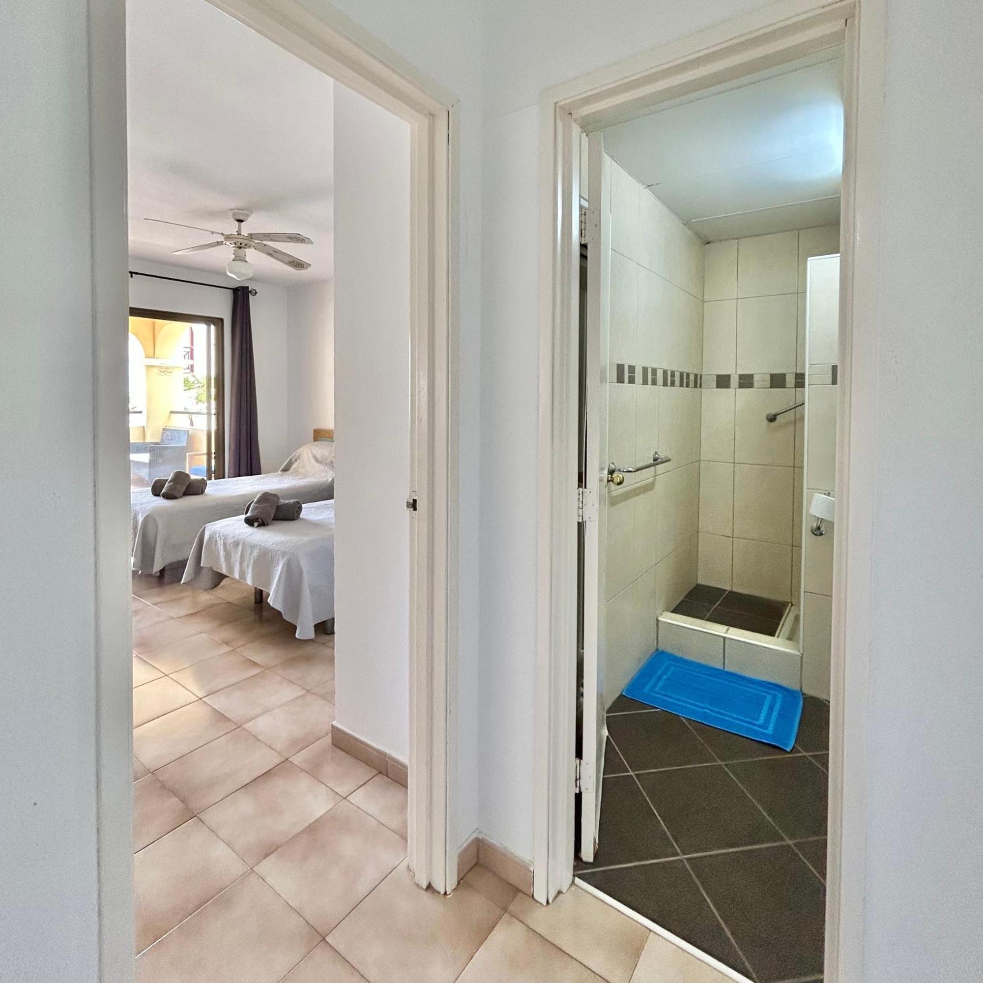 Apartment Castle Harbour 1 Bedroom Garden View C102 Los Cristianos (Tenerife)
