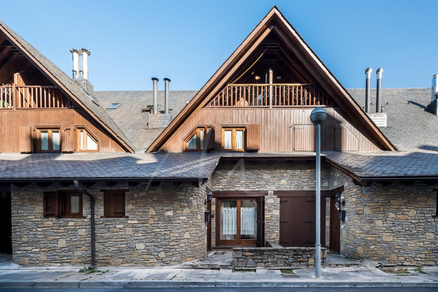 Casa Garona By Seamount