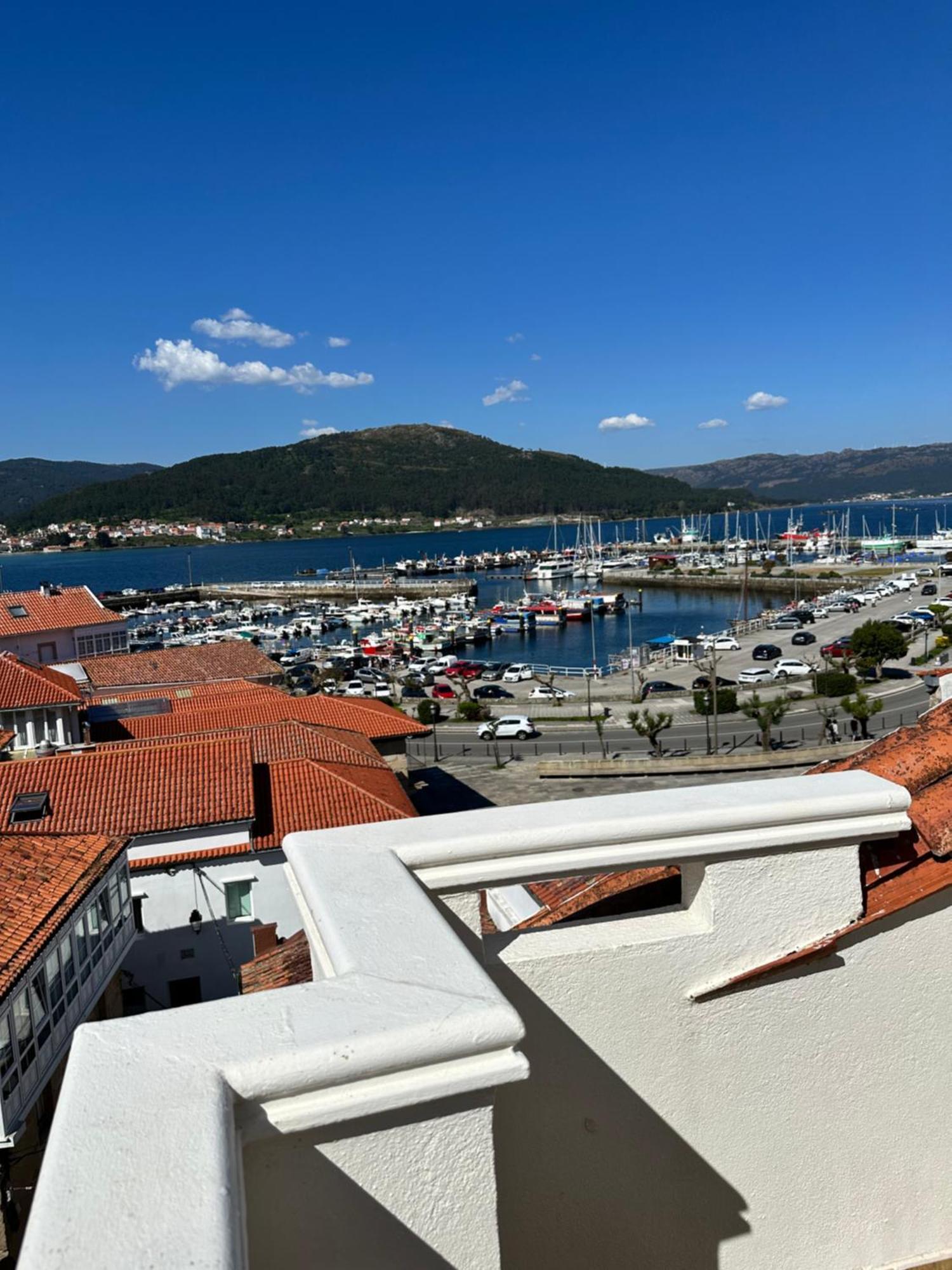 Apartamento Gran Atico Duplex Centro Muros,terraza Con Vistas