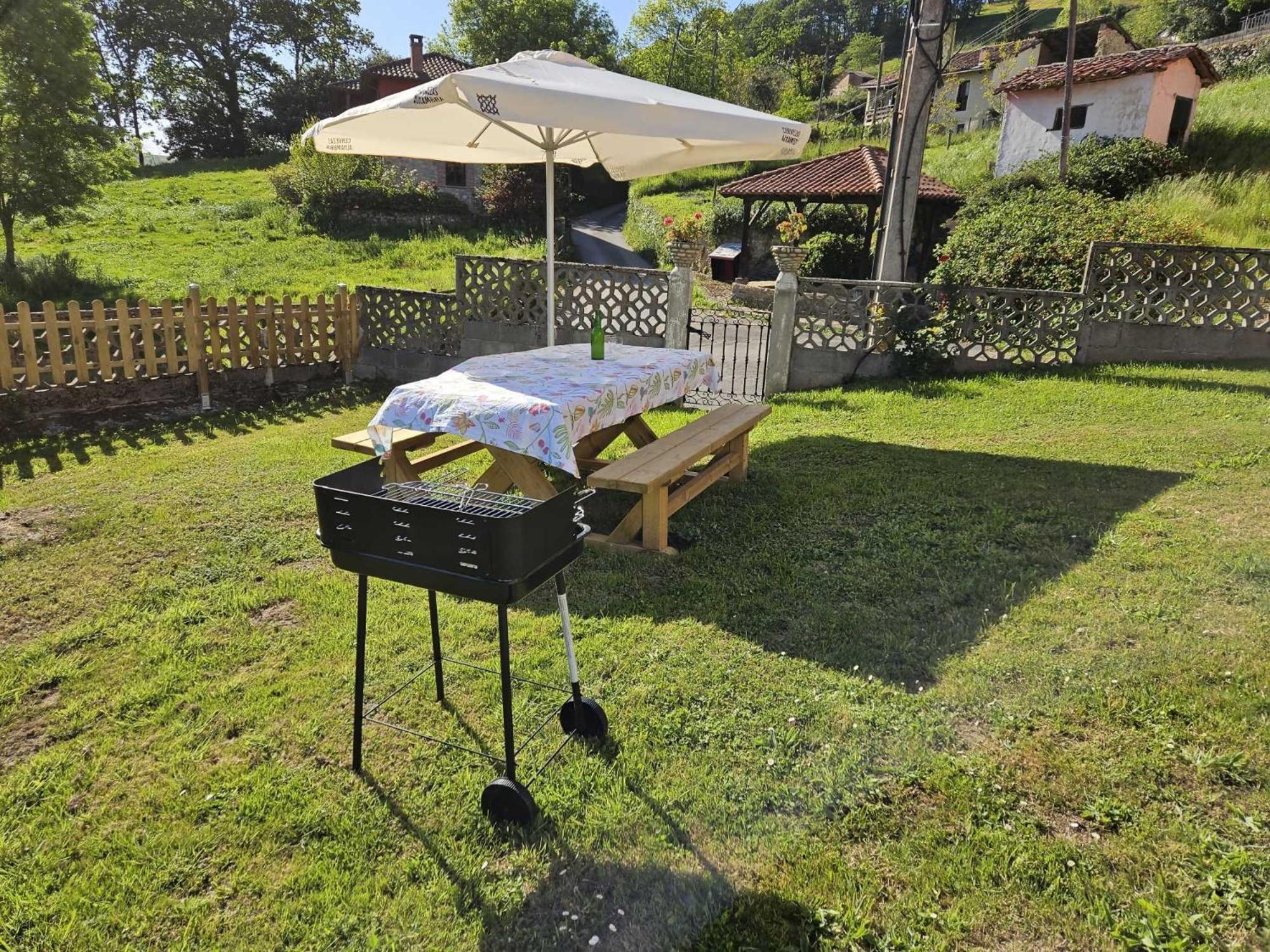 Casa El Caspiu Arobes Сasa de vacaciones Arriondas