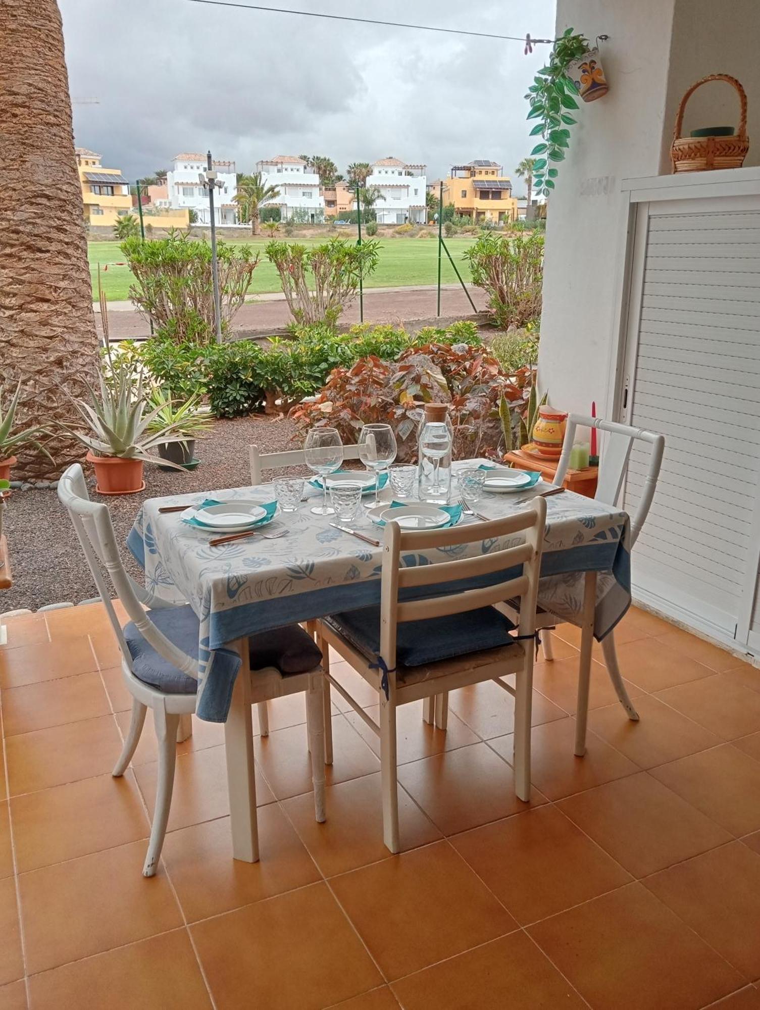 Summer Dreams Tenerife Apartment *