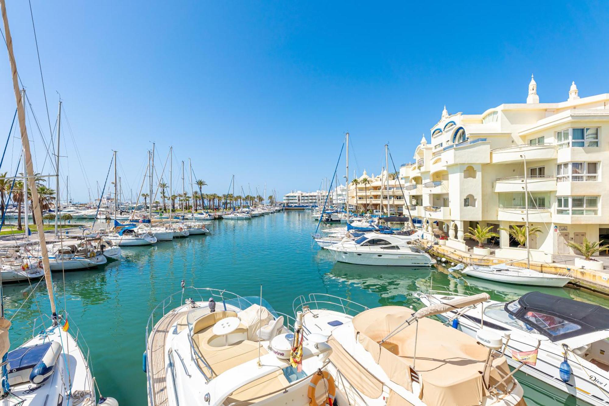 Located In Puerto Marina With Sea Views, First Line Of Beach. Benalmadena