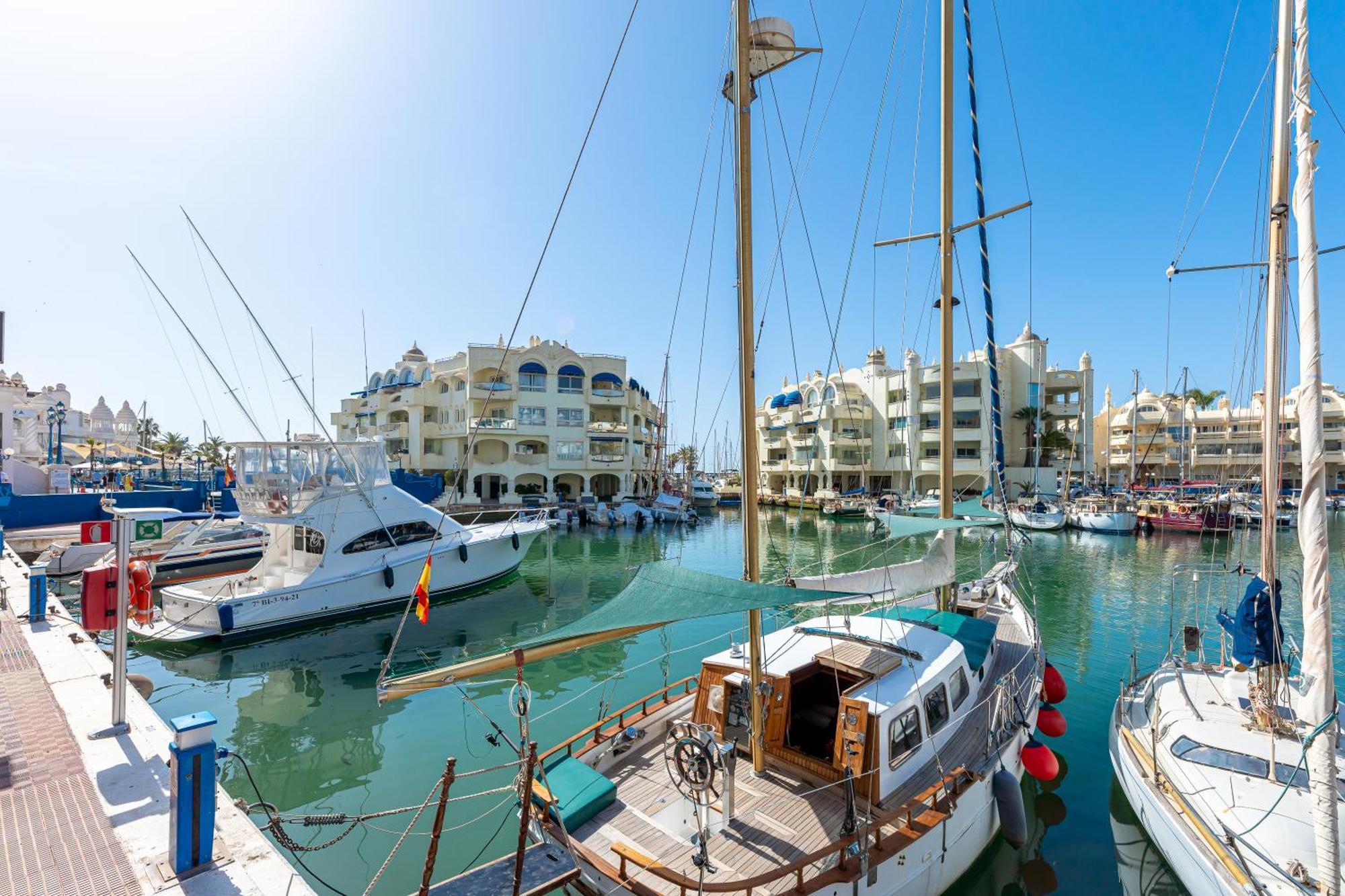 Located In Puerto Marina With Sea Views, First Line Of Beach. Benalmadena