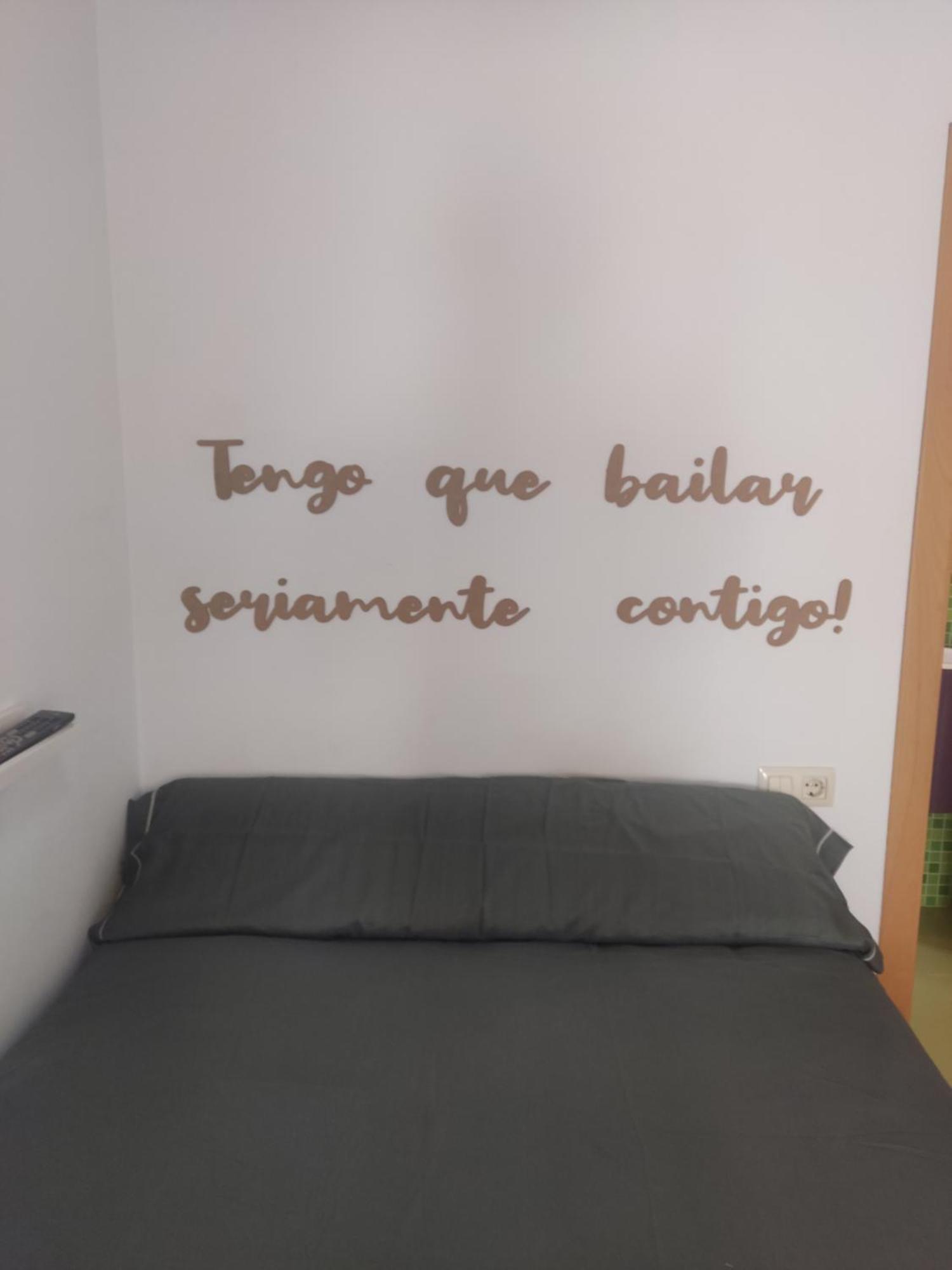 Casa Nevera Roja Redondela