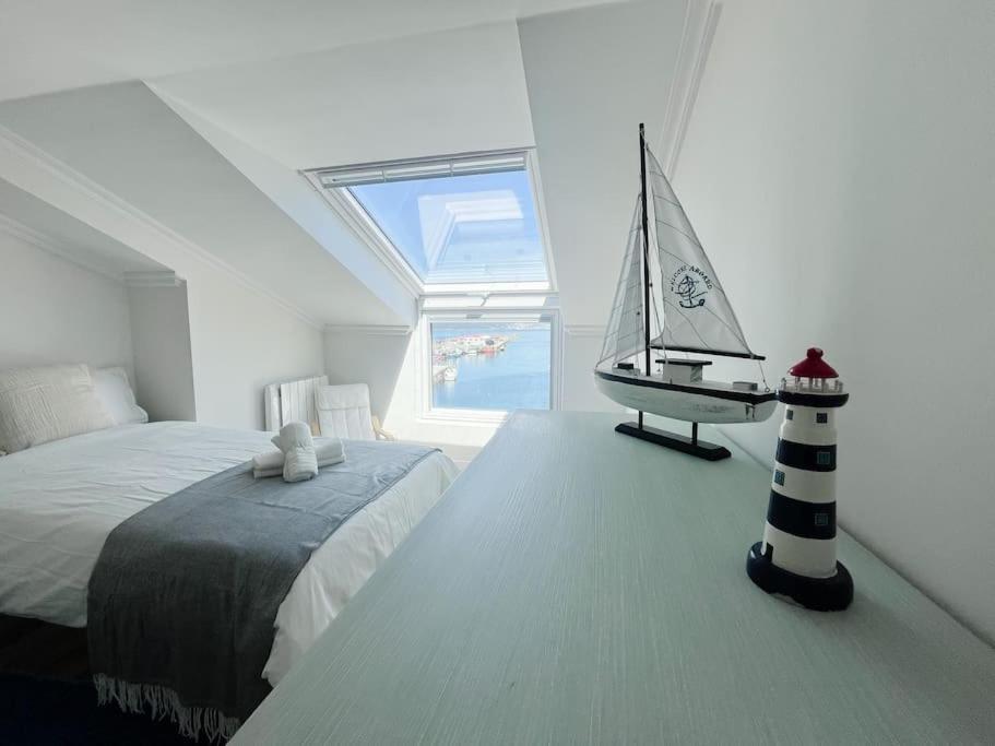 Apartamento Atico Azul De *