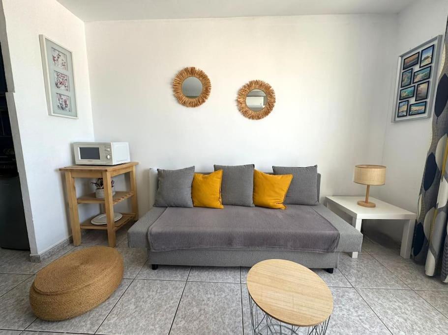 Palm Garden Apartment *