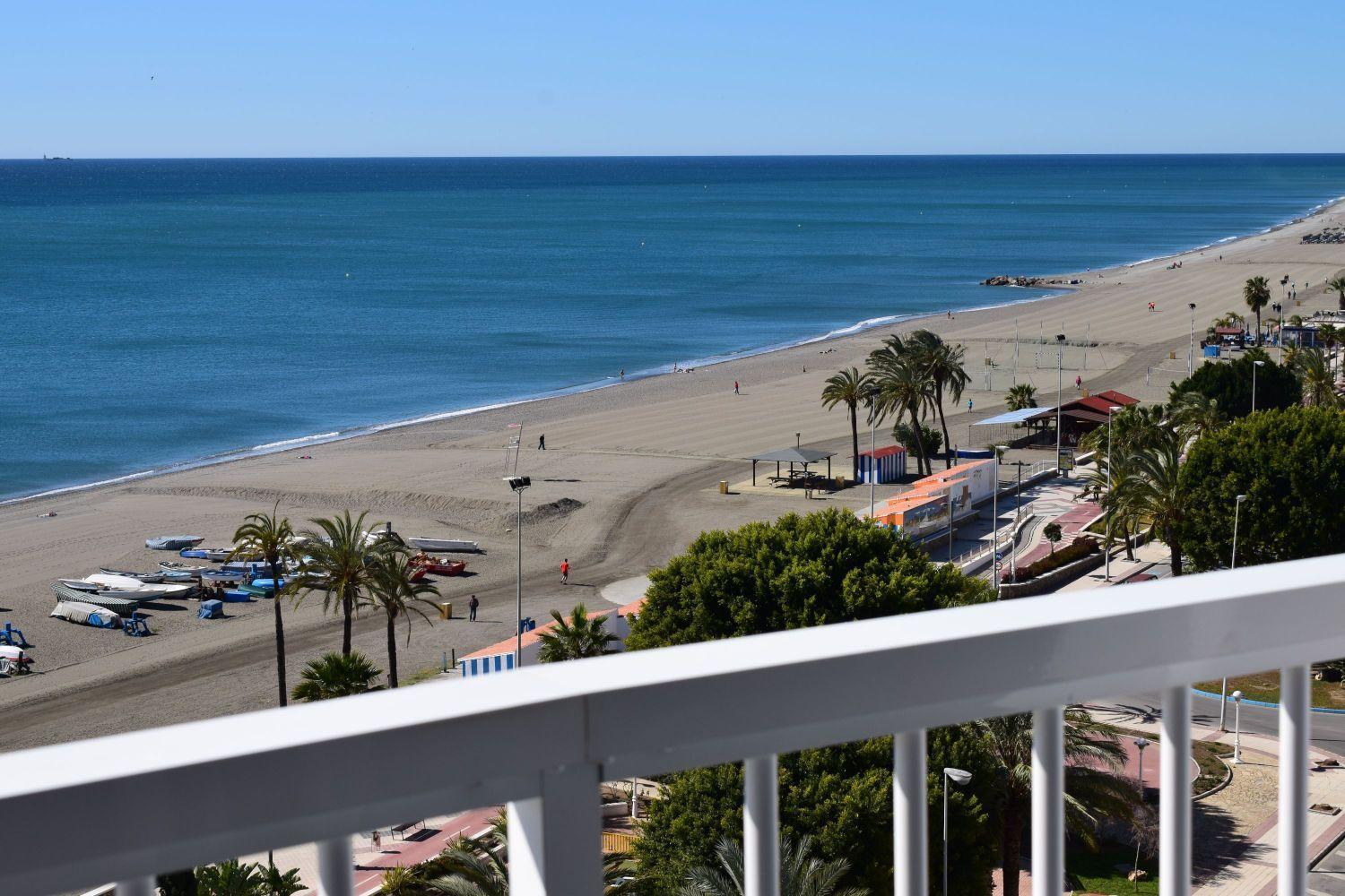 Primera Linea De Playa - Zona Club Nautico * Torre Del Mar