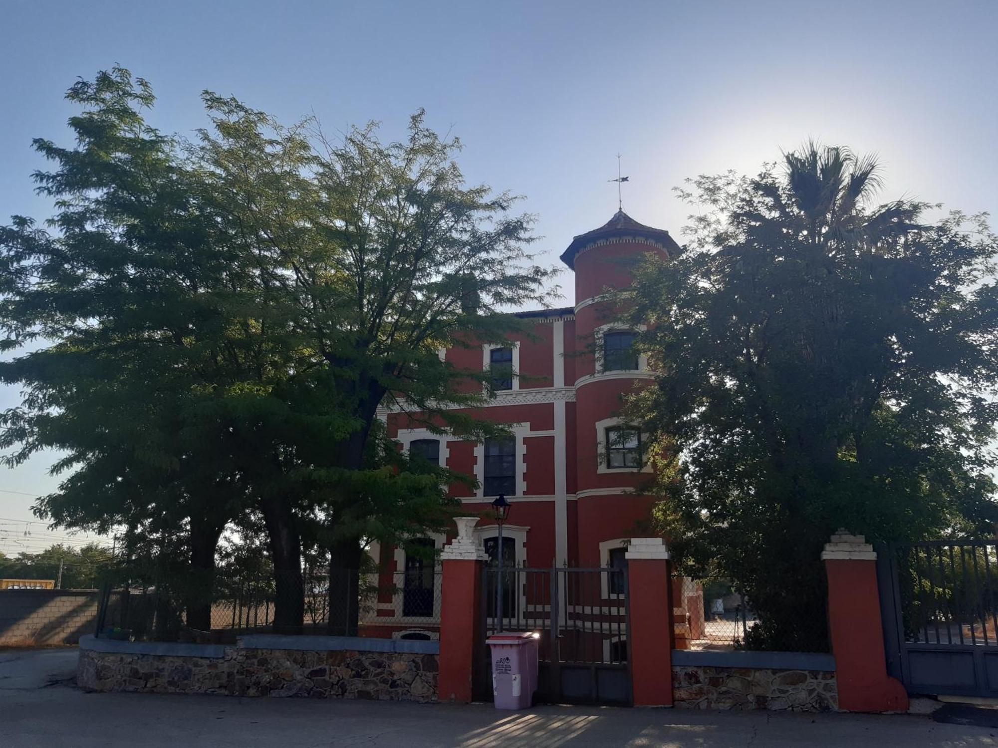 Casa Juana Michibert *