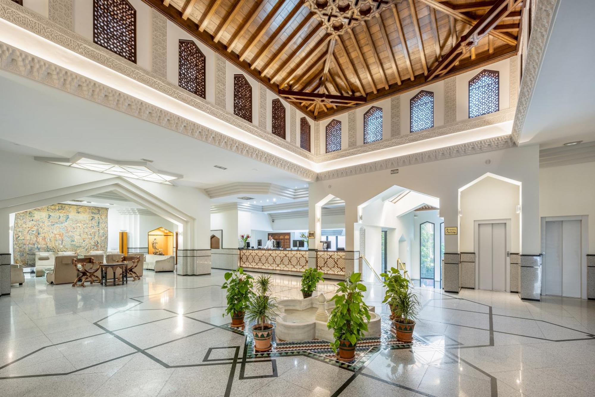 Hotel Saray 4*