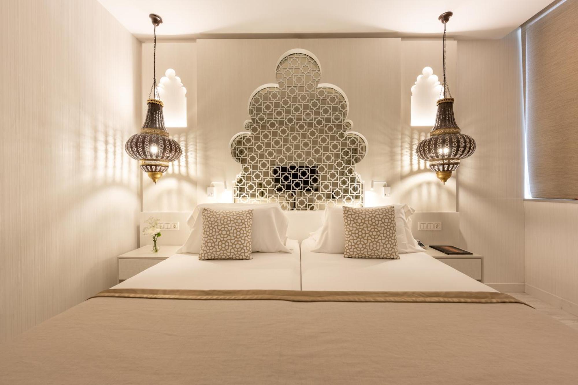 Saray Hotel