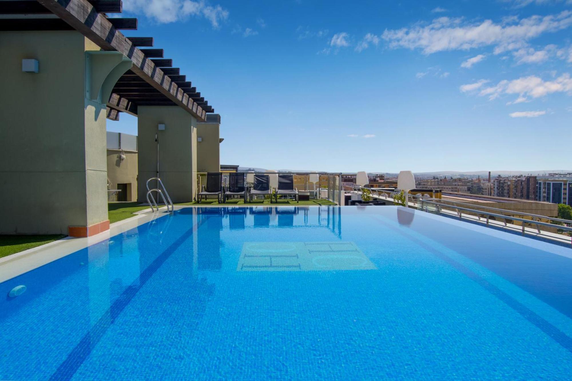 Center Hotel 4*