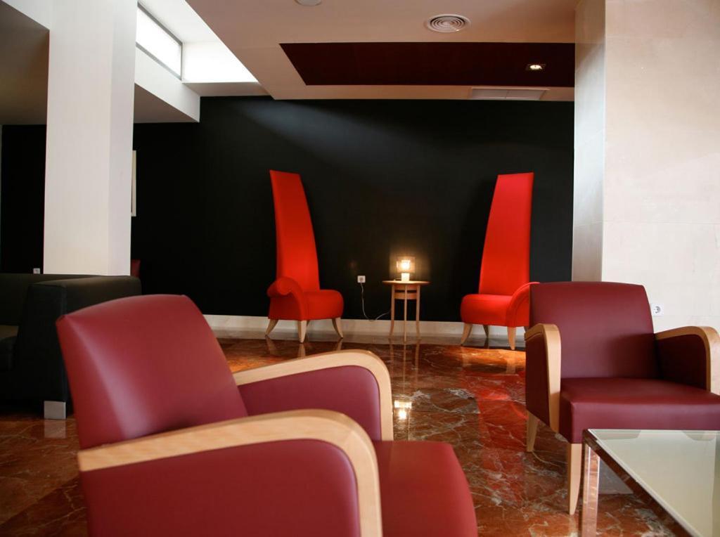 Hotel Tch 3*