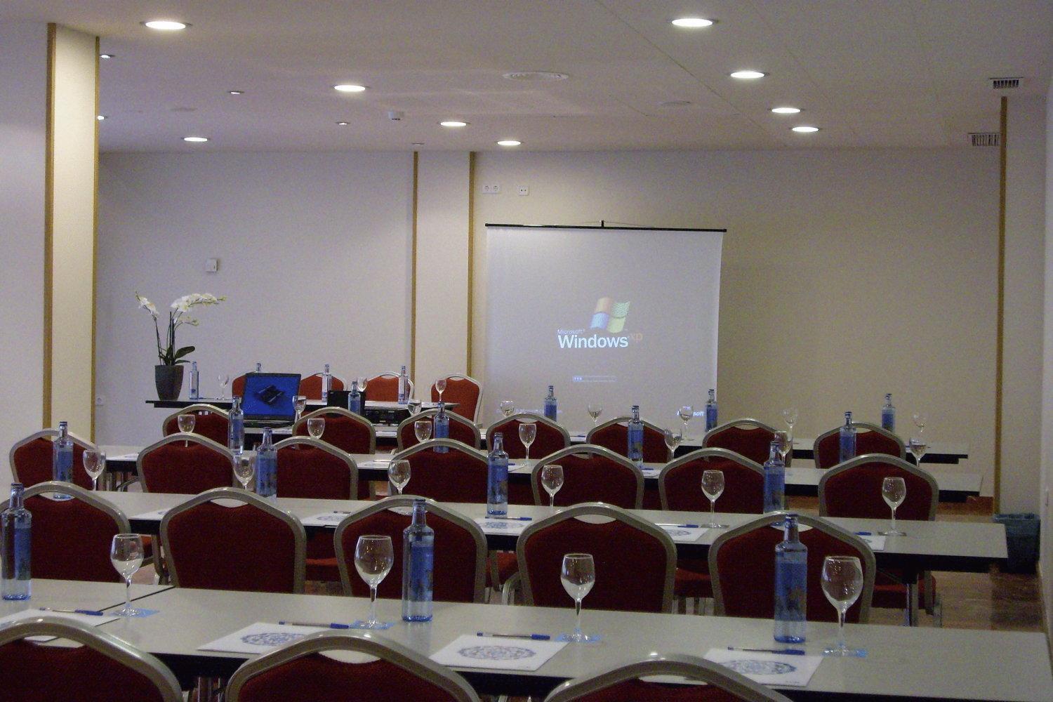 Hotel Tch 3*