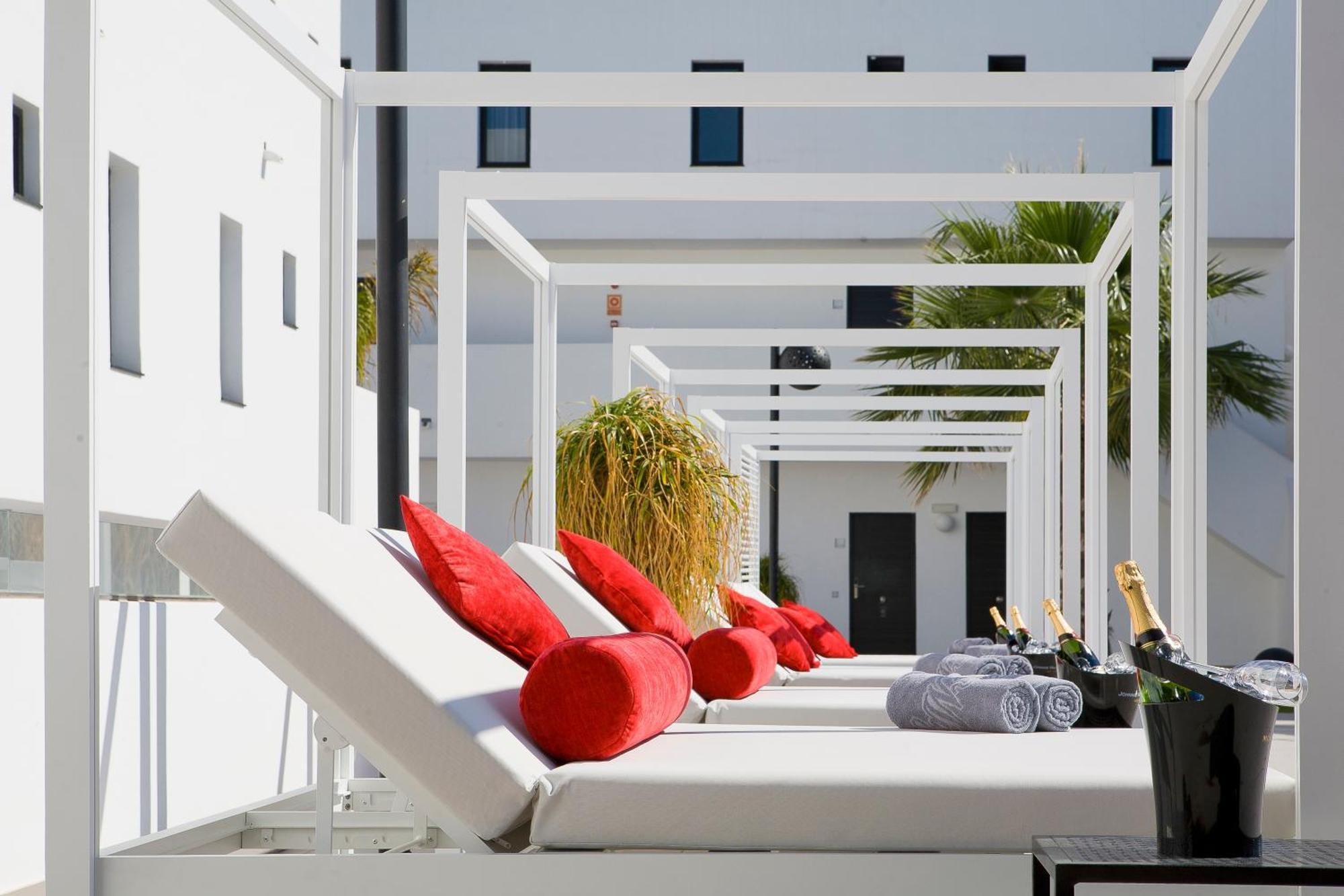 Apartahotel Migjorn Ibiza Suites&spa Playa d'en Bossa