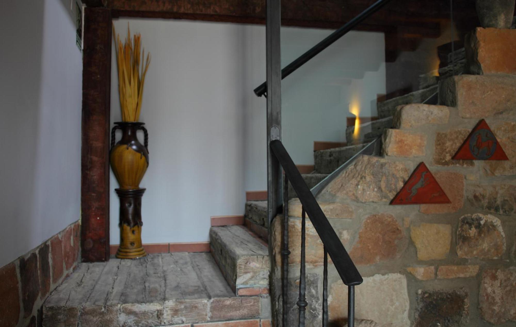 Douris Temple Guest house Soria