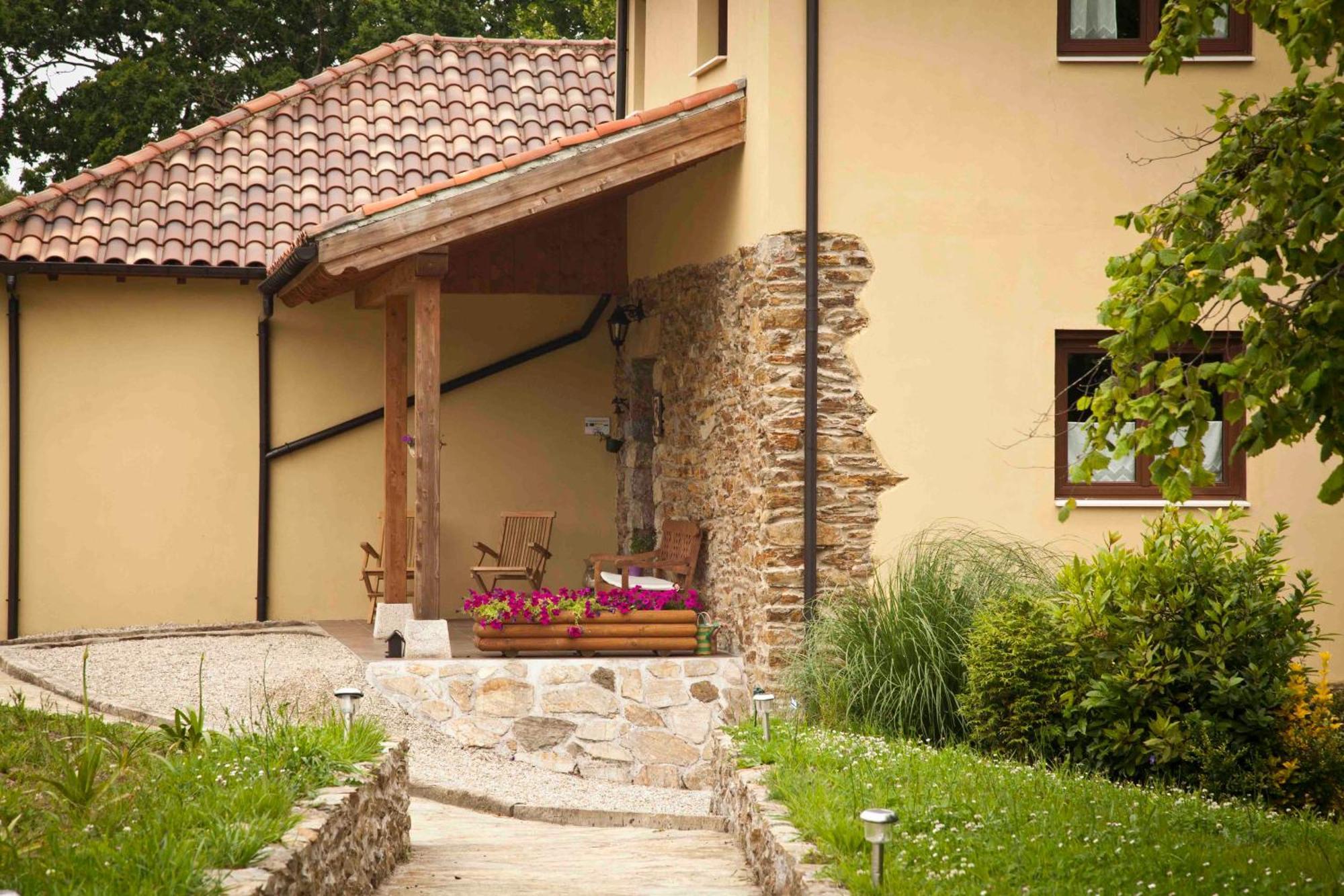 Casa rural La Casa De La Abuela Milagros Pravia