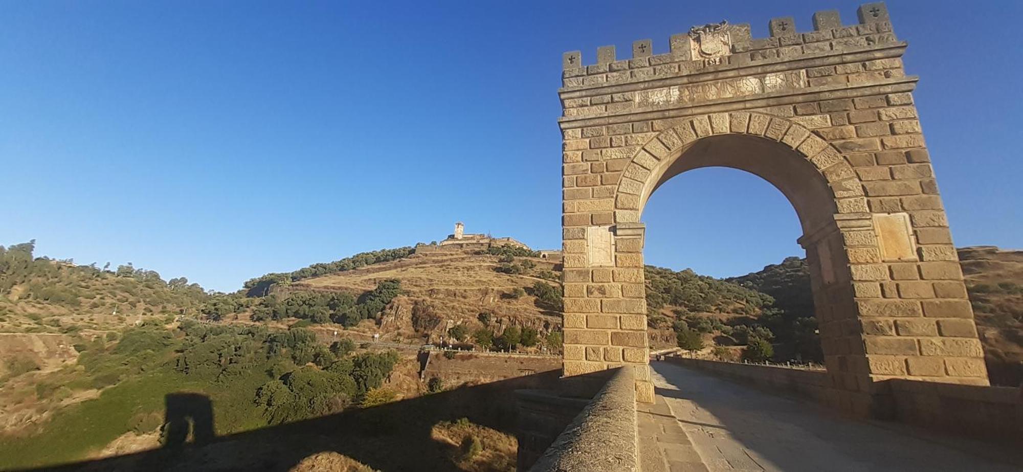 Rurales Arco De Trajano * Alcántara
