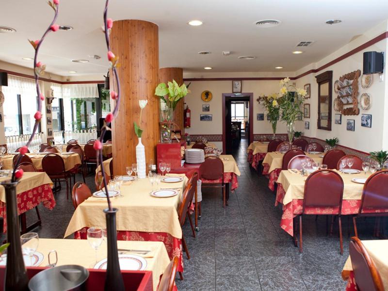 Costa Hotel 2*