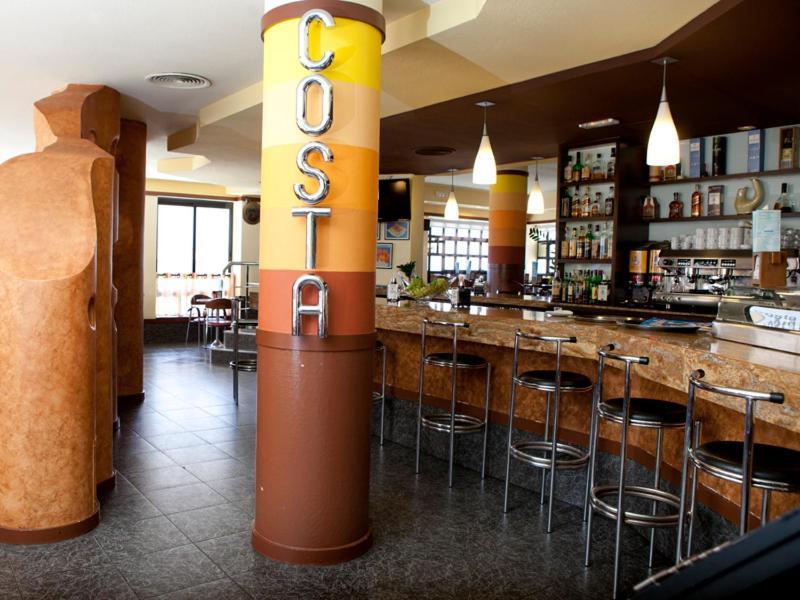 Costa 2*