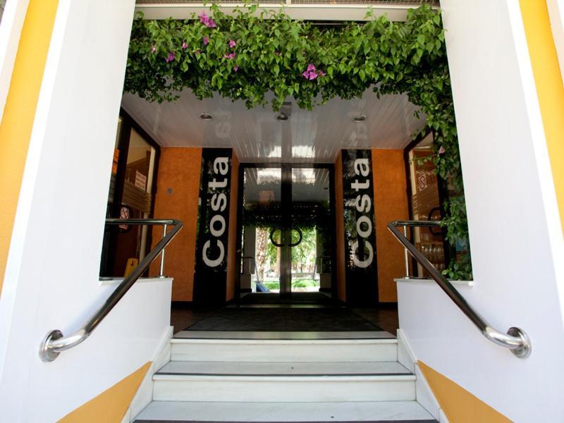 Costa Hotel