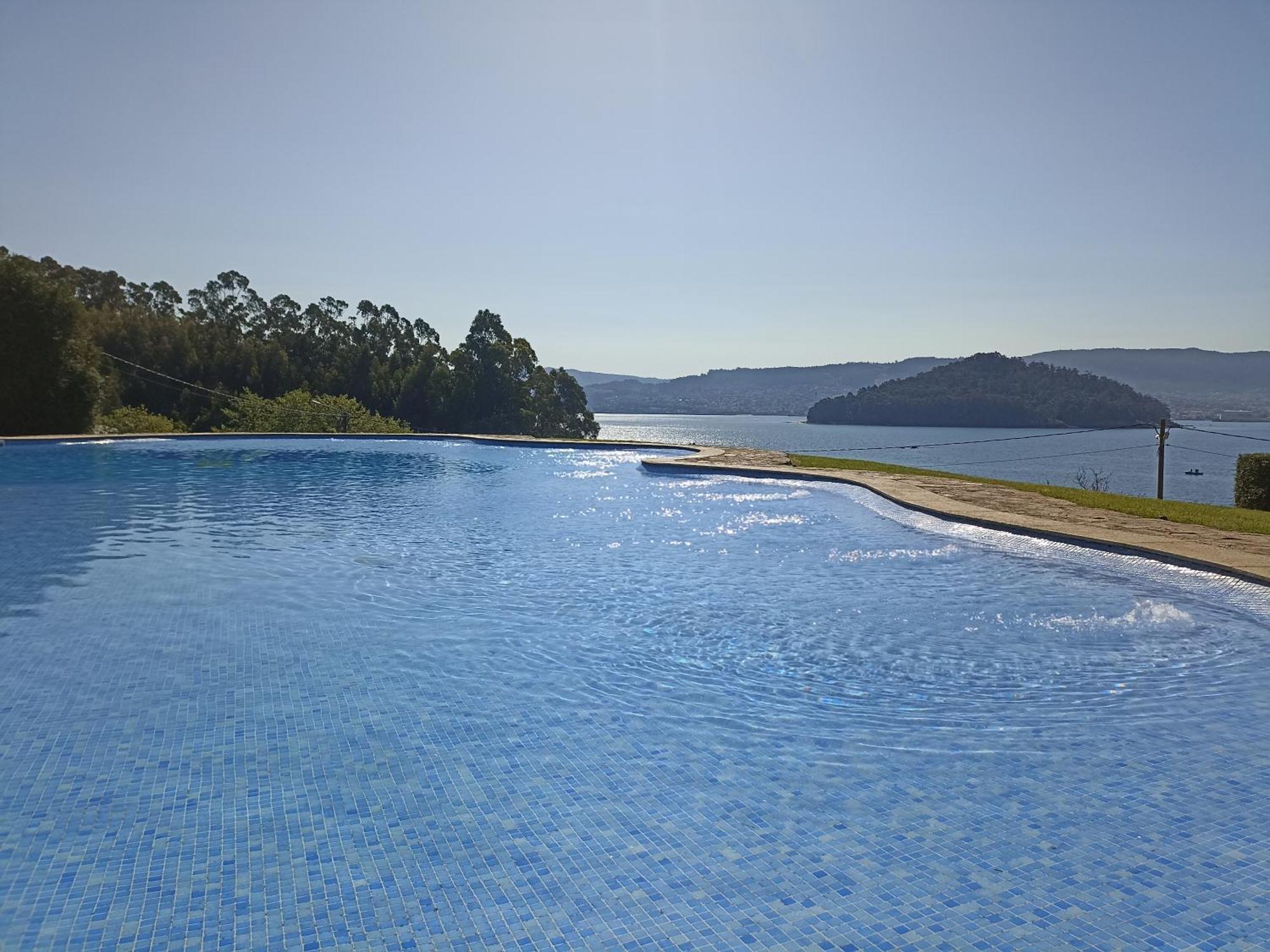 Holiday home En Combarro A Pie De Playa Poio
