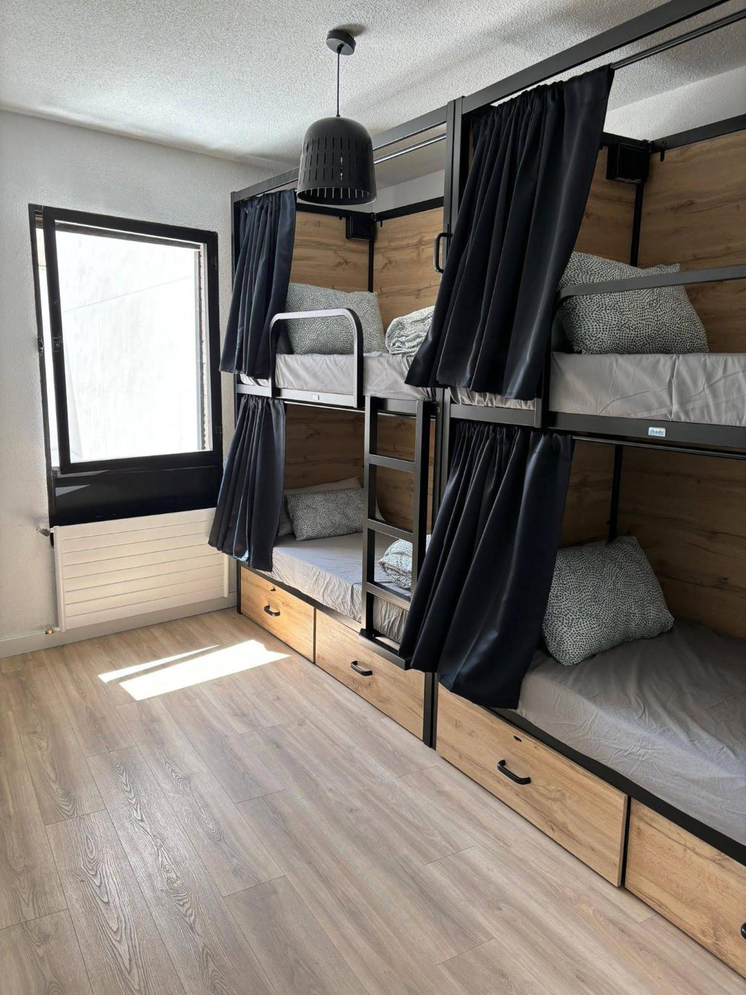 Onefam Hostal
